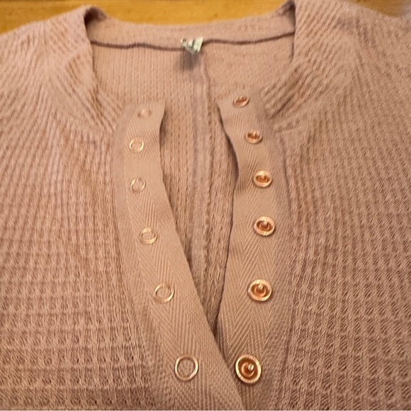 New Free People intimately thermal laying long sleeve Women's L Rose - Picture 8 of 9